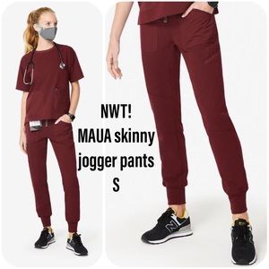NWT!  FIGS (S) Maua Jogger scrub pants • Burgundy